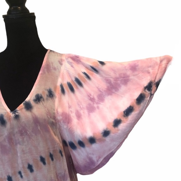 NWT Young Fabulous & Broke tie dye butterfly sleeve pullover top size small - Picture 3 of 8